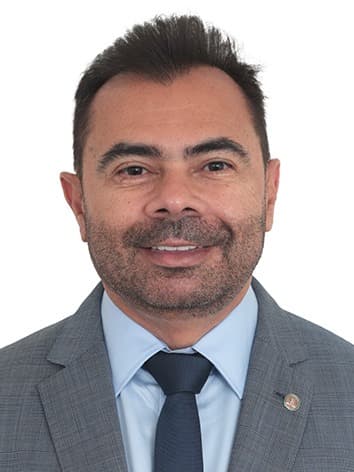 Idilvan Alencar